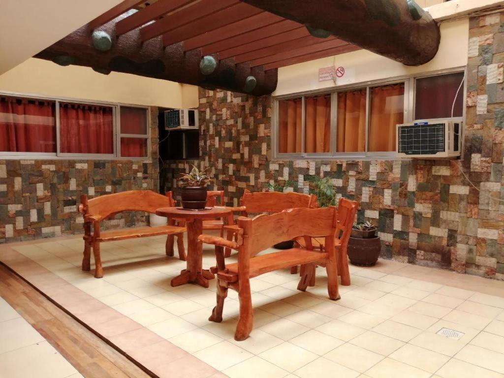 Hotel Asuncion Laoag Exterior foto