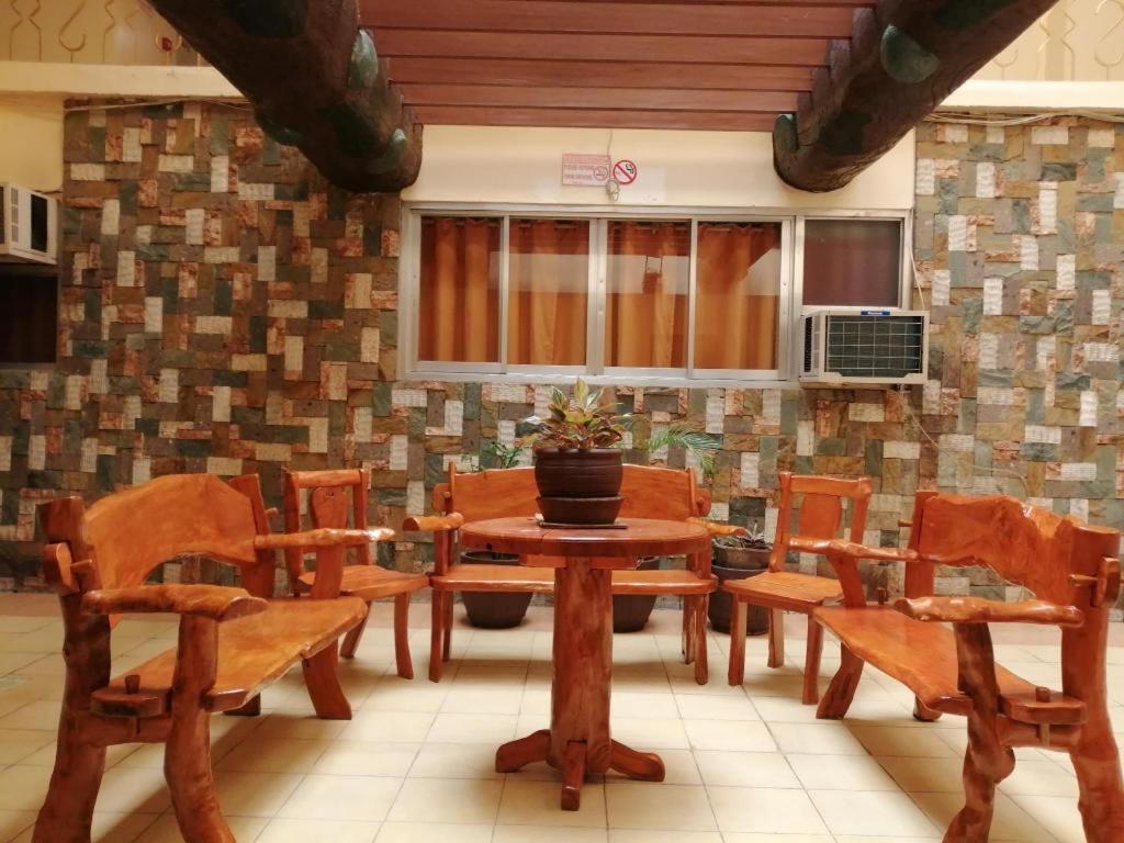 Hotel Asuncion Laoag Exterior foto